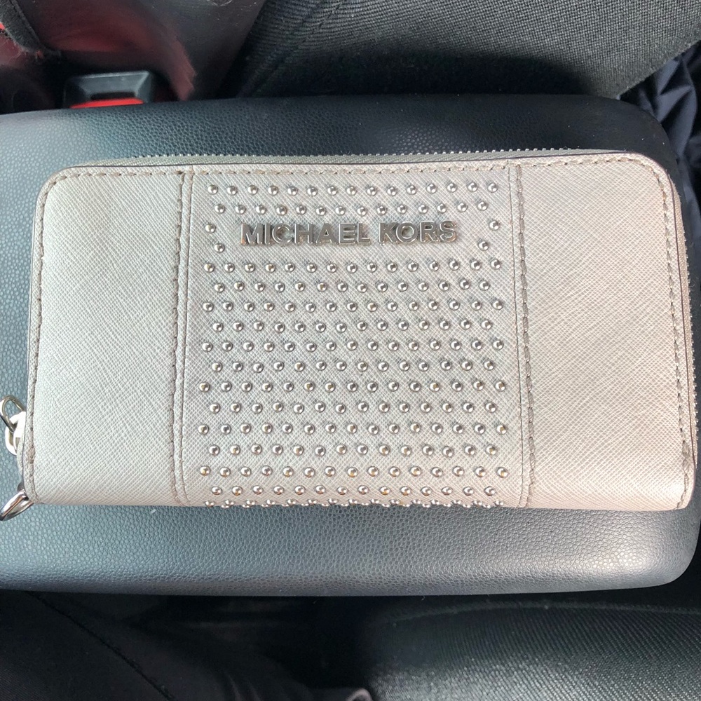 Michael Kors Micro Stud Women’s Wallet